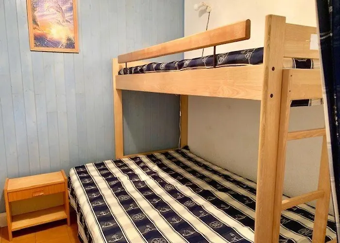 T2 Climatise Avec Piscine Et Parking A 20m De La Mer, Pour 5 Pers - Fr-1-607-100 Apartman