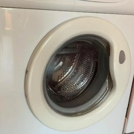 דירה T2 Climatise Avec Piscine Et Parking A 20m De La Mer, Pour 5 Pers - Fr-1-607-100 *