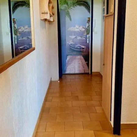 T2 Climatise Avec Piscine Et Parking A 20m De La Mer, Pour 5 Pers - Fr-1-607-100 אגדה