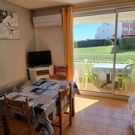 T2 Climatise Avec Piscine Et Parking A 20m De La Mer, Pour 5 Pers - Fr-1-607-100 דירה *