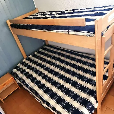 T2 Climatise Avec Piscine Et Parking A 20m De La Mer, Pour 5 Pers - Fr-1-607-100 דירה *