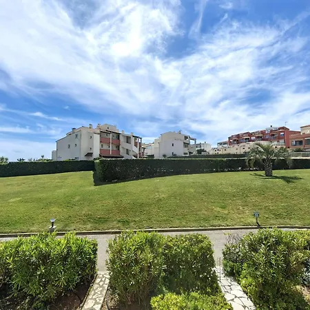 T2 Climatisé, Piscine, Parking, à 30m De La Mer, Pour 5 Pers, Terrasse Orientée Sud - Fr-1-607-100