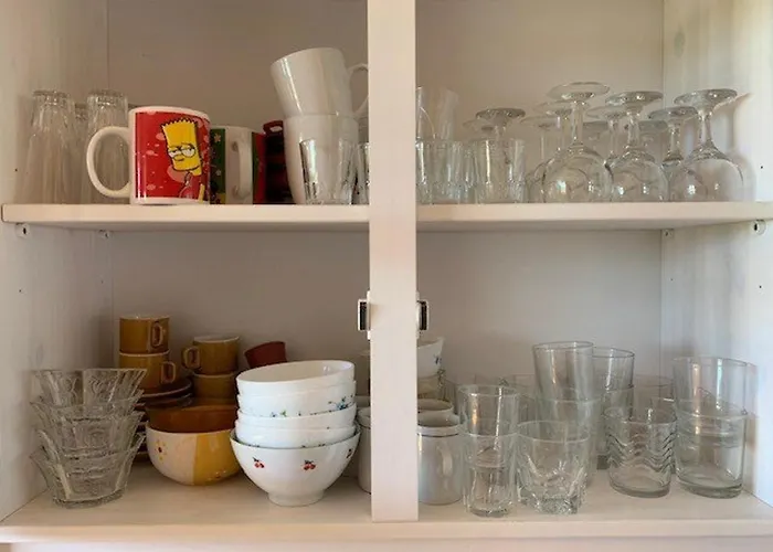 T2 Climatise Avec Piscine Et Parking A 20m De La Mer, Pour 5 Pers - Fr-1-607-100 *